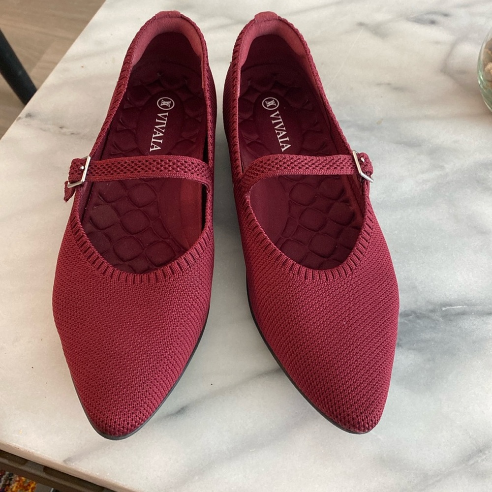 Flat mary janes